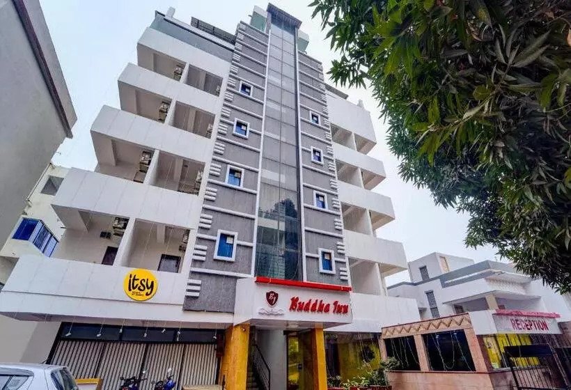 Hotel Buddha Inn